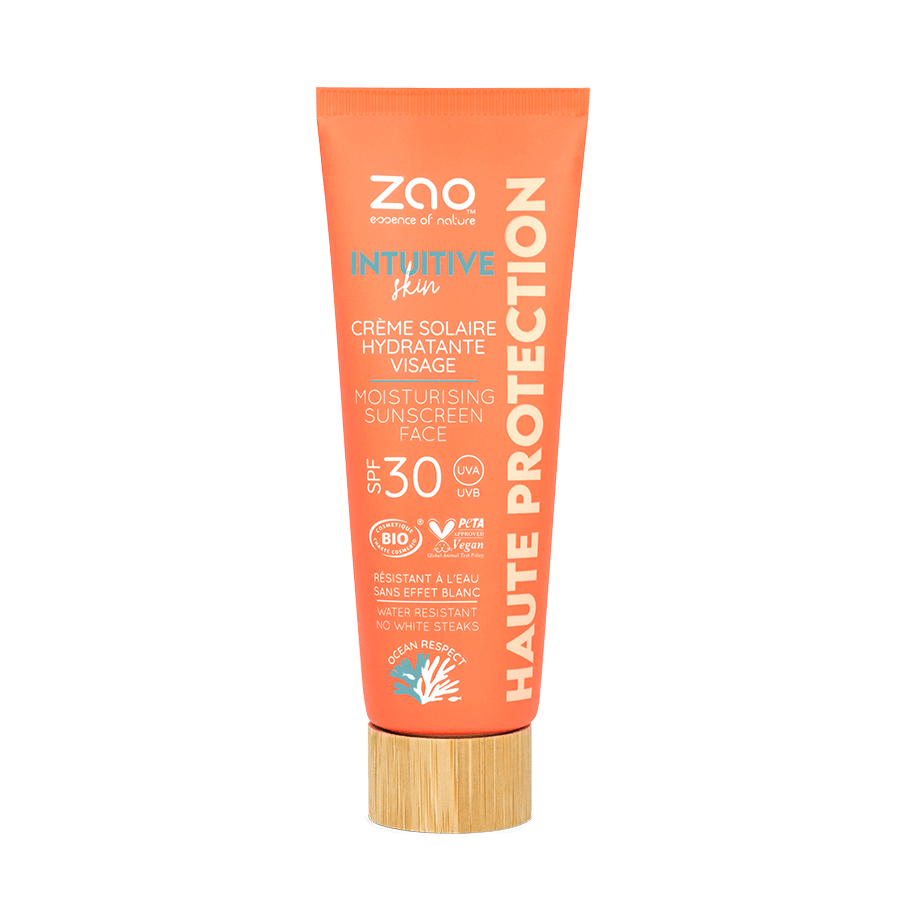 MOISTURISING SUNSCREEN  Wenn es ein Produkt gibt, das die Werte von ZAO repräsentiert, dann ist es dieses!   Die feuchtigkeitsspendende Sonnencreme für das Gesicht mit Lichtschutzfaktor 30 oder 50 ist ideal für den ganzjährigen Schutz vor der Sonne. Dieser Sonnenschutz hinterlässt keine weißen Flecken und ist wasserbeständig. Er wehrt UVA- und UVB-Strahlen wirksam ab und respektiert dabei den natürlichen Zustand Ihrer Haut sowie den Meeresboden.