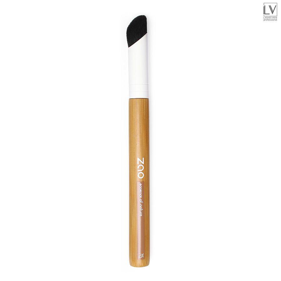 Concealer Brush 715, ZAO essence of nature Logo vorne. Weißer Hintergrund mit LashesView Logo in der rechten oberen Ecke