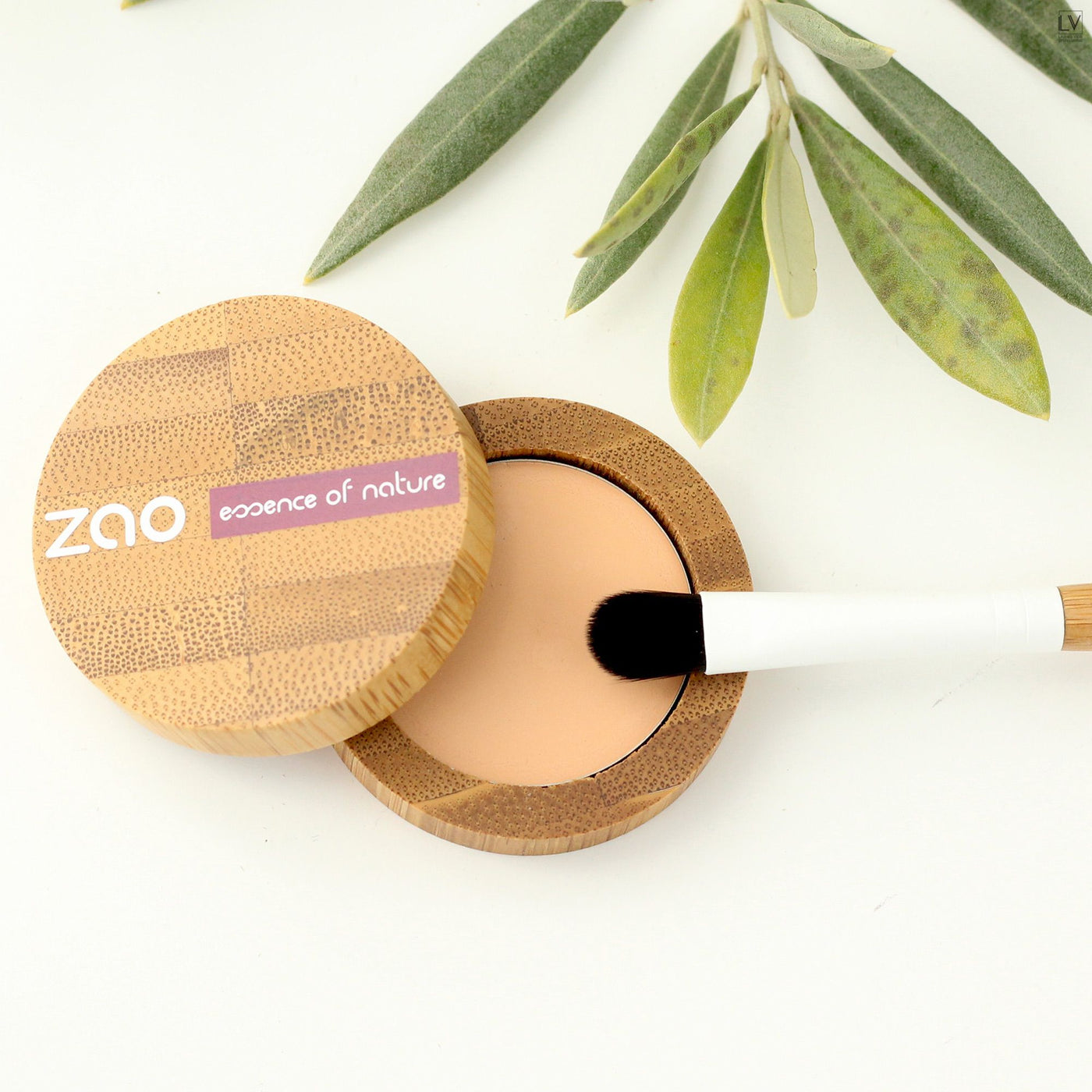 Eye Primer 259 Bambus Verpackung offen, inklusive Shading Brush