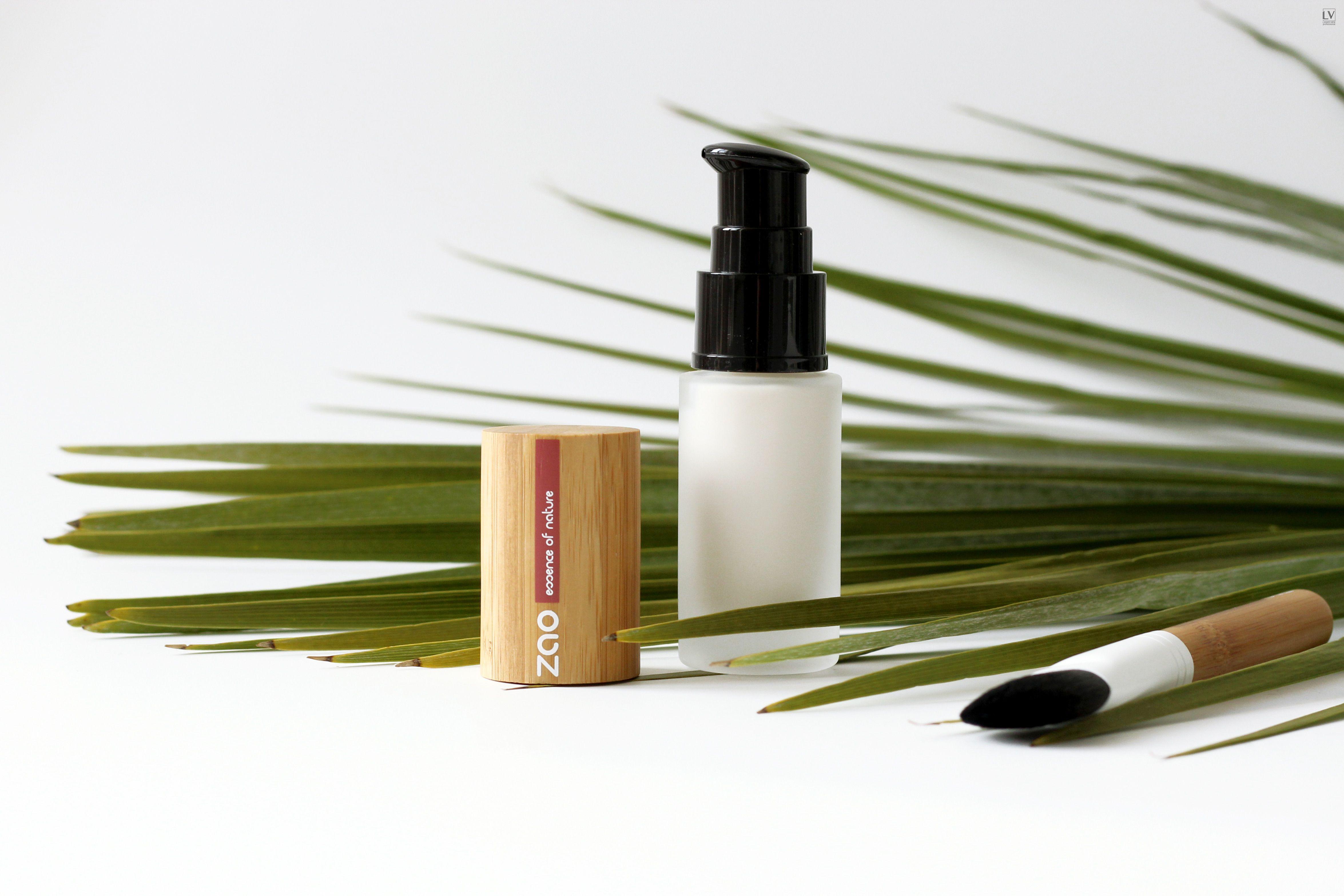 Sublim Soft 750 Pumpflasche, ZAO essence of nature, 100 % natürlich, Bambus Verschlusskappe, inkl. Foundation Brush